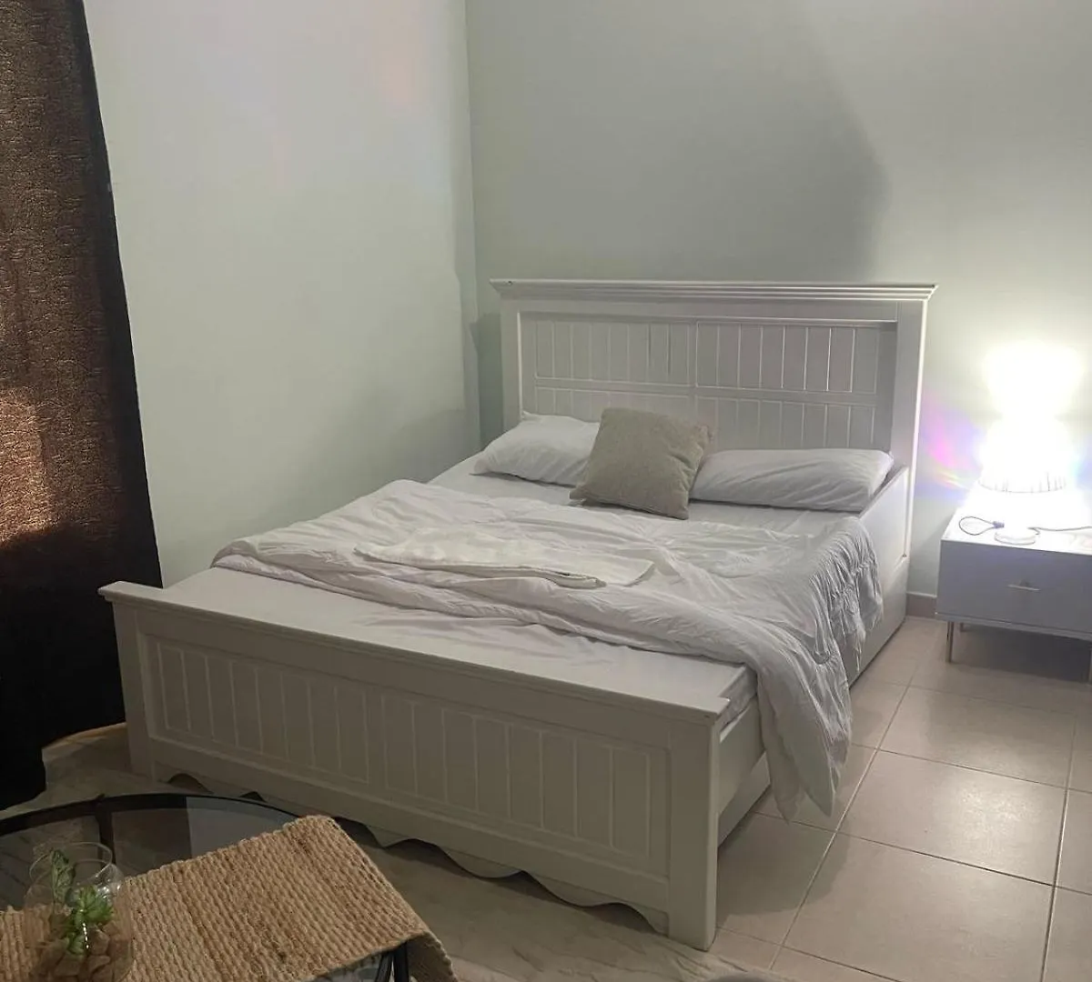 Διαμέρισμα Layaan Home Stays Αμπού Ντάμπι